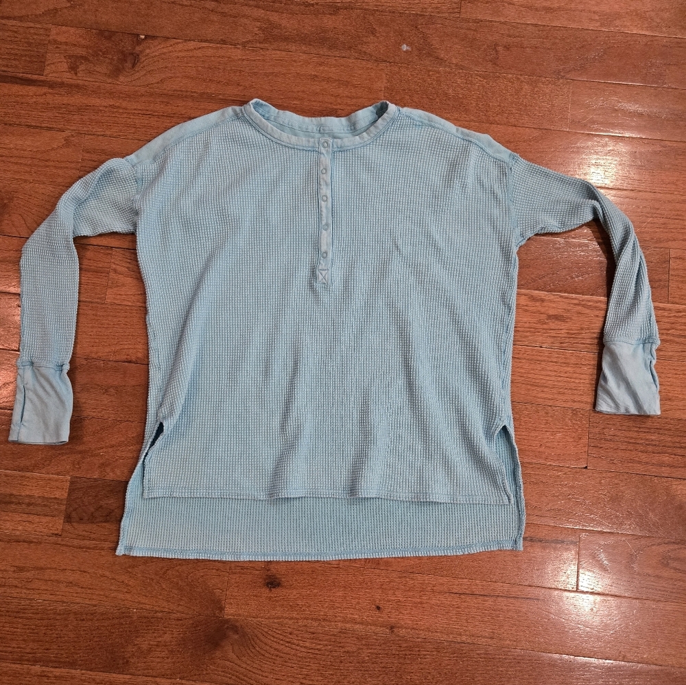 Offline by Aerie Women's Light Blue Long Sleeve Tee